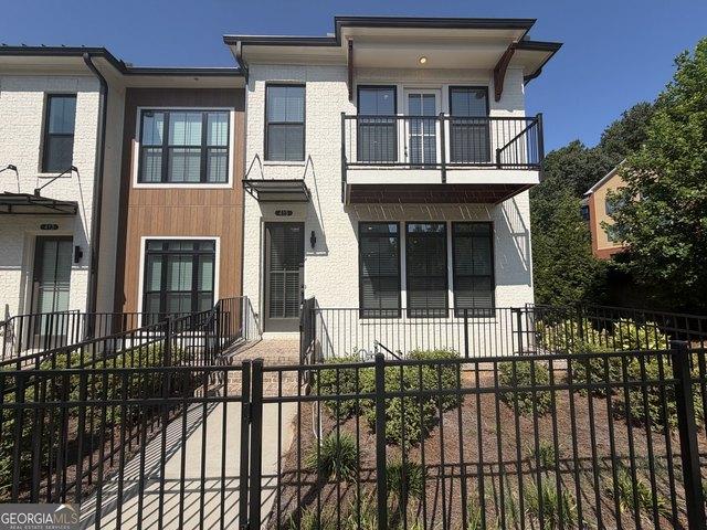 Townhouse for sale in Alpharetta, Georgia