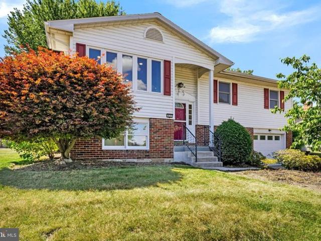 House for sale in Cumberland, Pennsylvania