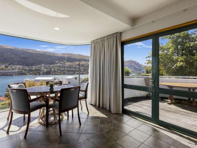 House for sale in Otakou