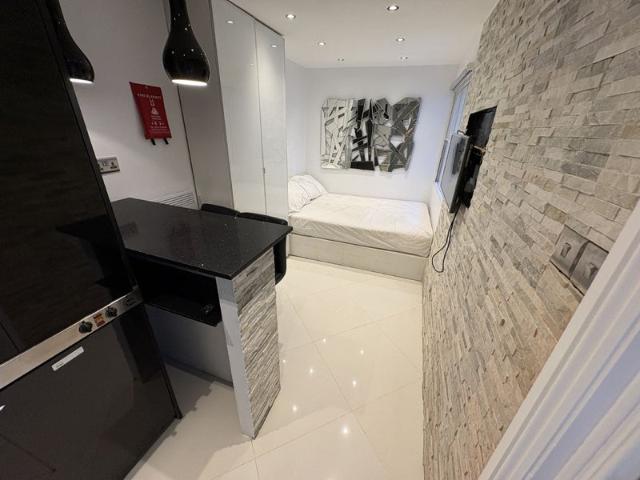 Apartment for rent in Marylebone, Greater London