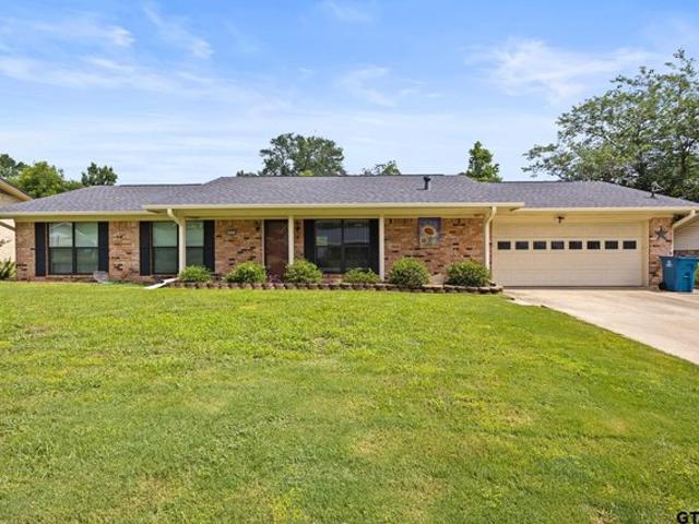 House for sale in Titus, Texas