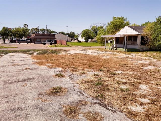 Commercial for sale in Kingsville