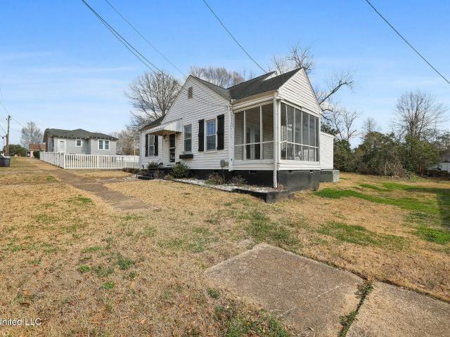 House for sale in Mccomb, Mississippi