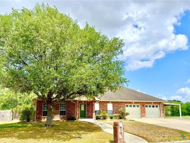 House for sale in Edna, Texas