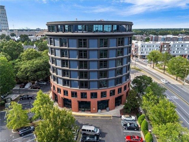 Condo for sale in Virginia