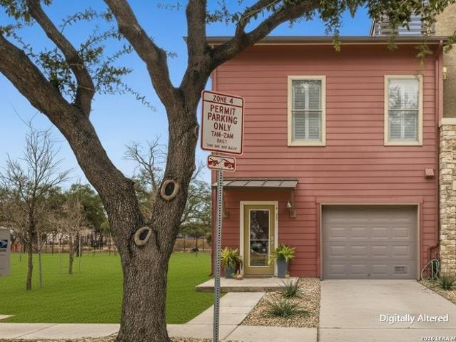 Townhouse for sale in Leesville, Texas