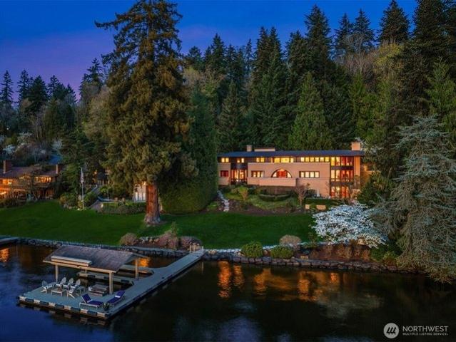 House for sale in Moorland, Bellevue