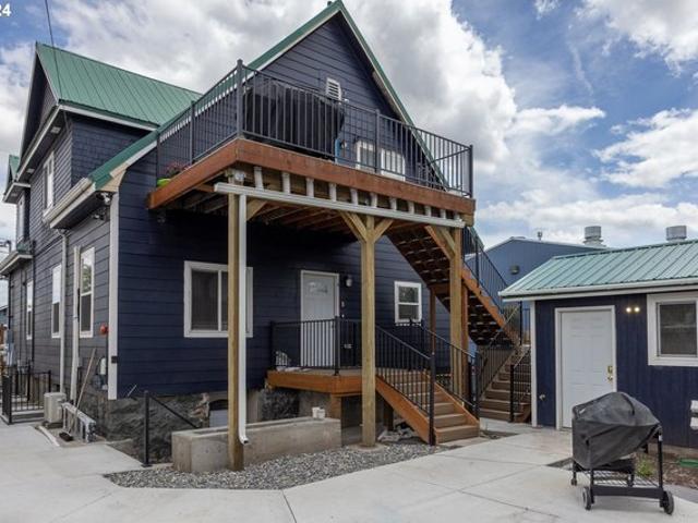 House for sale in Oregonia