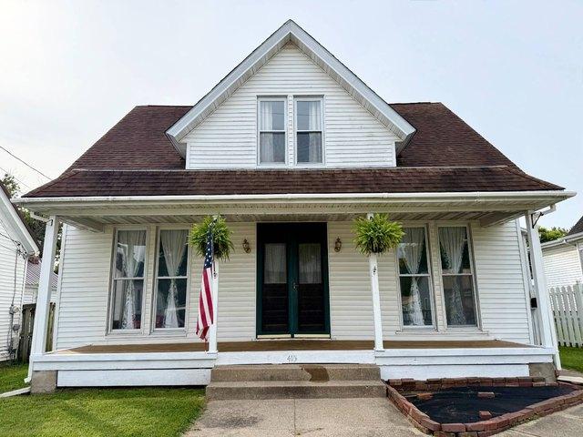 House for sale in Beardstown, Illinois