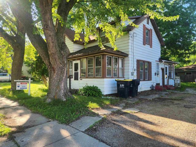 House for sale in Juneau, Wisconsin