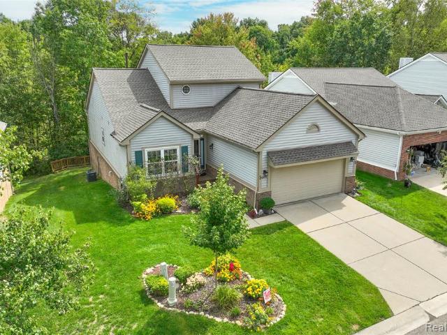 Condo for sale in Novi, Michigan