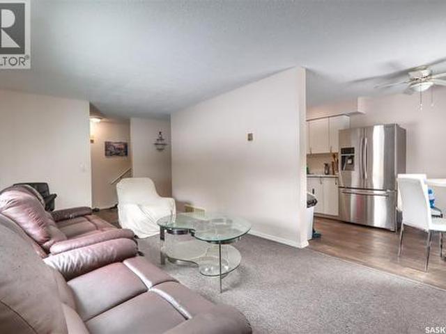 Townhouse for sale in Whitmore Park, Regina