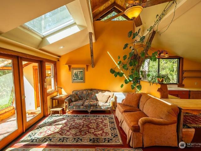 House for sale in Washington