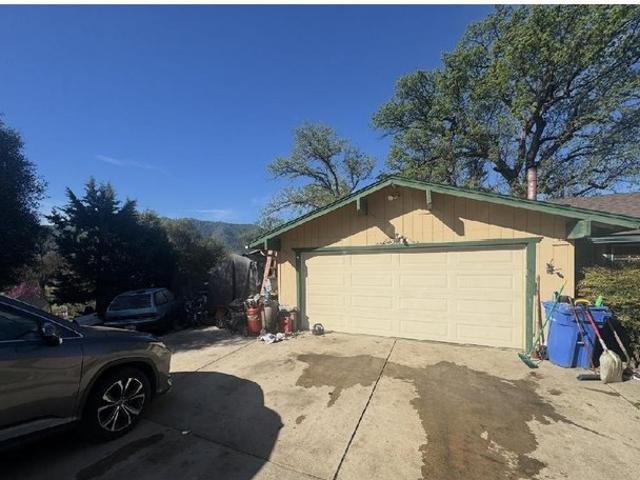 House for sale in Ahwahnee, California