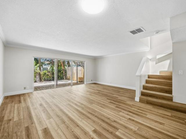 Townhouse for sale in Deerfield Beach, Florida