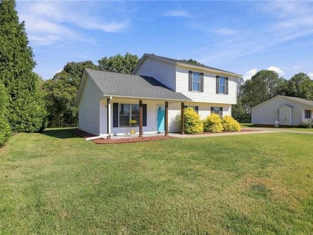 House for sale in Tobaccoville, Forsyth County
