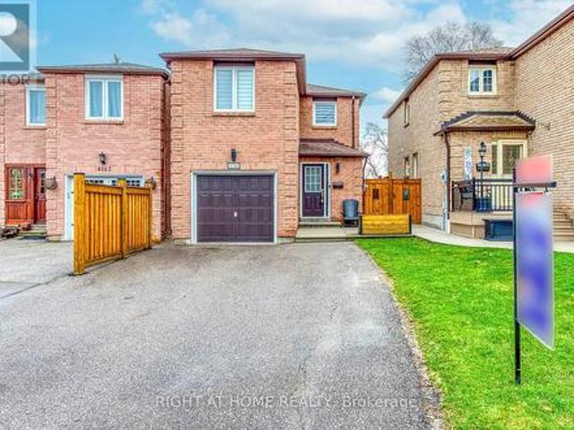 House for sale in Mississauga, Ontario
