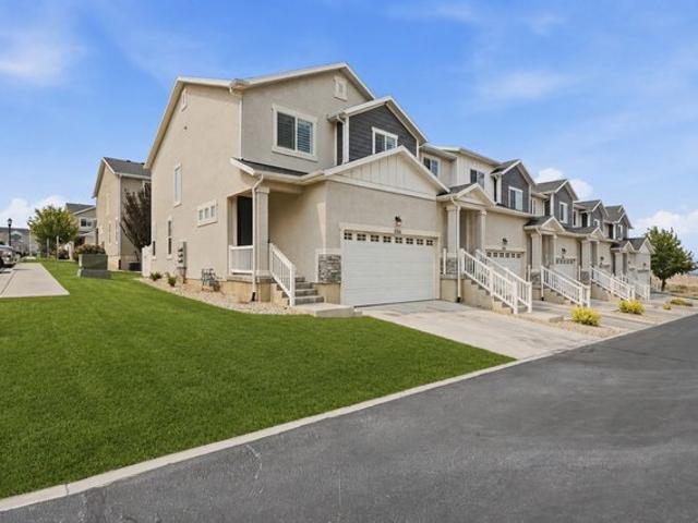 Townhouse for sale in Herriman, Utah