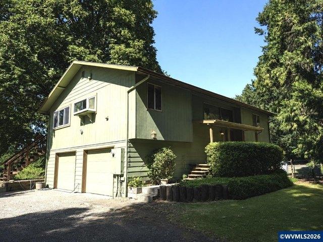 House for sale in Oregonia