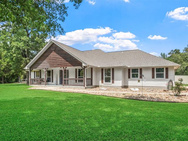 House for sale in North Zulch, Texas