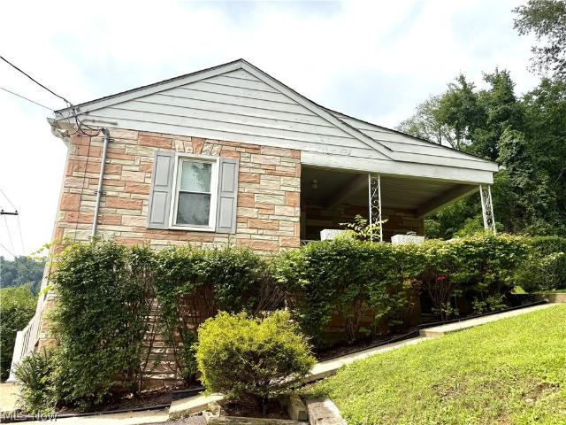 House for sale in Arnold, Wellsburg