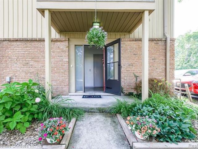 Condo for sale in Canton, Madison County