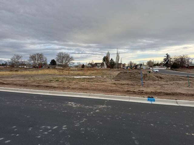 Land for sale in Hooper, Utah