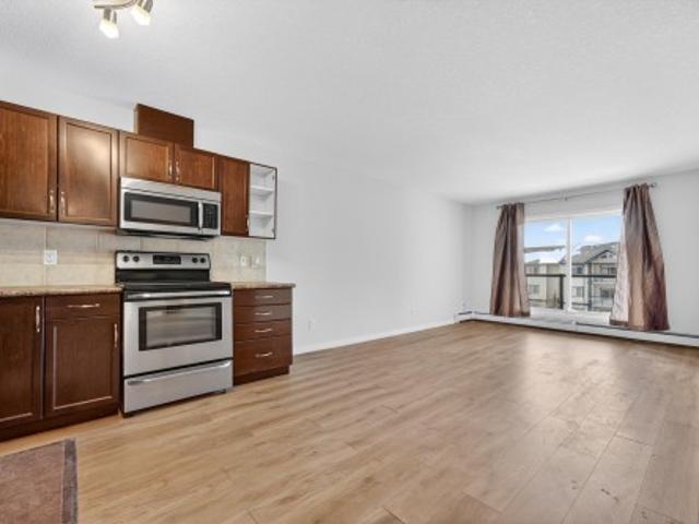 Condo for sale in Wedgewood, Alberta