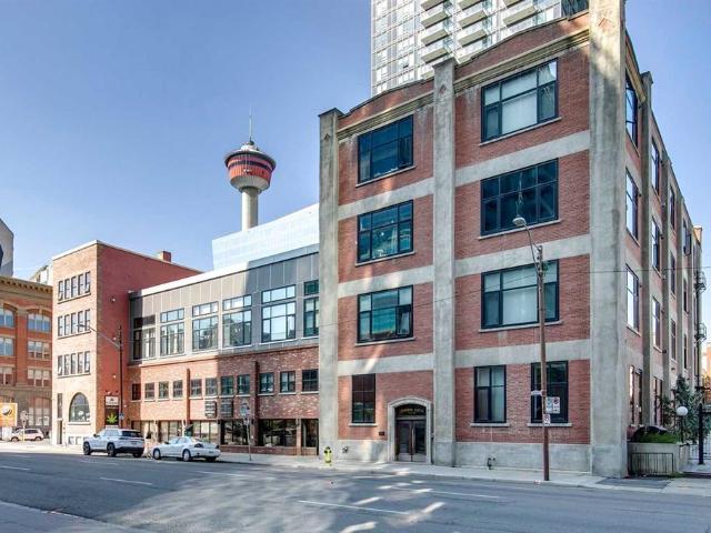 Apartment for sale in Northwest, Alberta