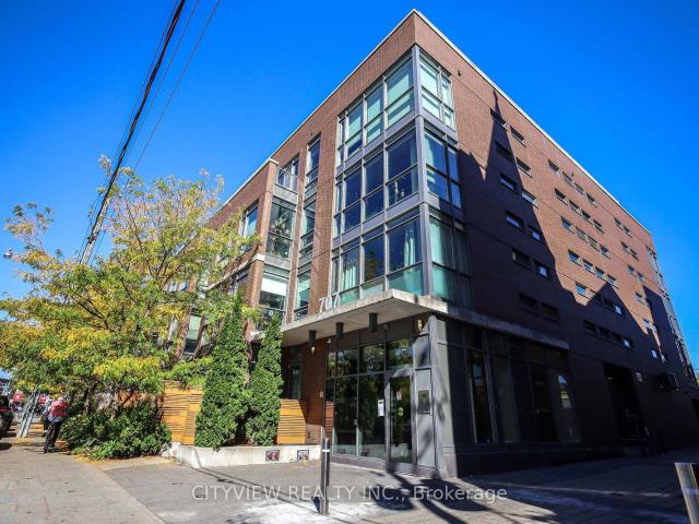 Condo for sale in Woburn, Ontario