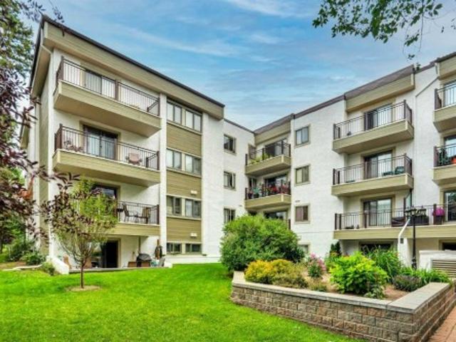 Condo for sale in Windsor Park, Calgary