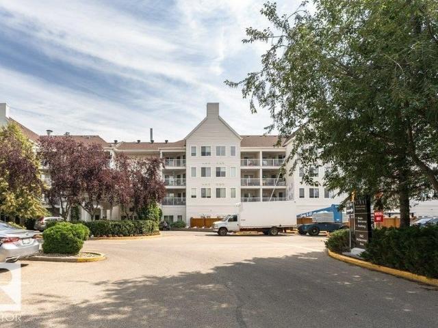 Apartment for sale in Saint Albert, Alberta
