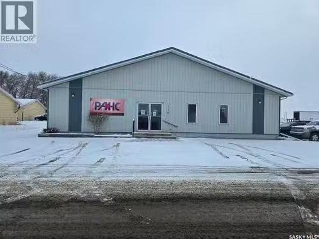House for sale in Weyburn, Saskatchewan