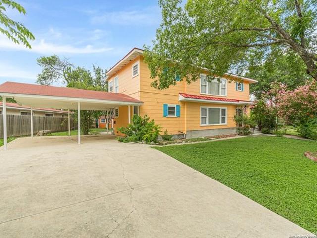 House for sale in Leesville, Texas