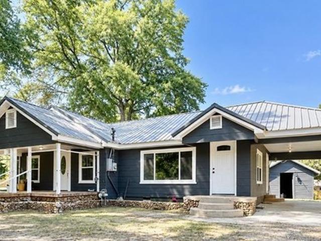 House for sale in Anniston, Alabama