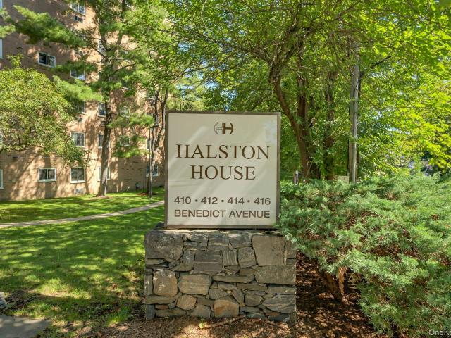 Condo for sale in Glenville, Village of Tarrytown