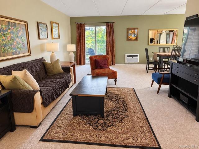 Condo for sale in Glenville, Village of Tarrytown