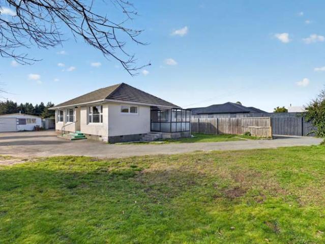 House for rent in Chaslands, Canterbury