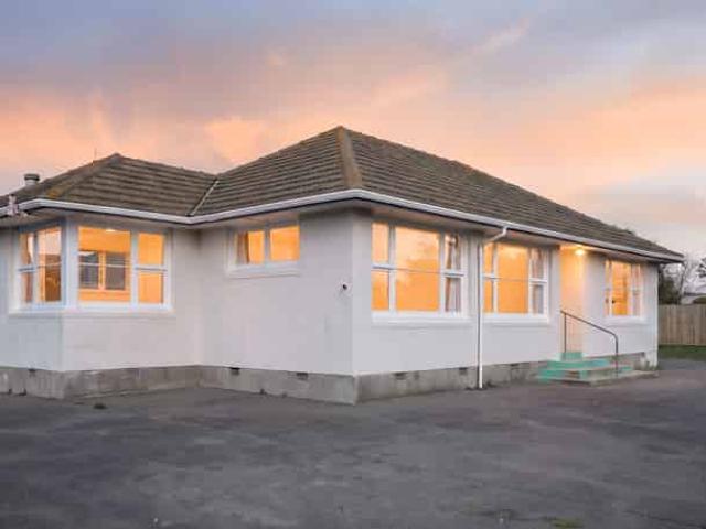 House for rent in Chaslands, Canterbury