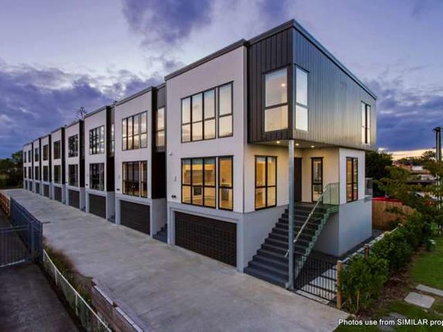 Townhouse for sale in Owhata