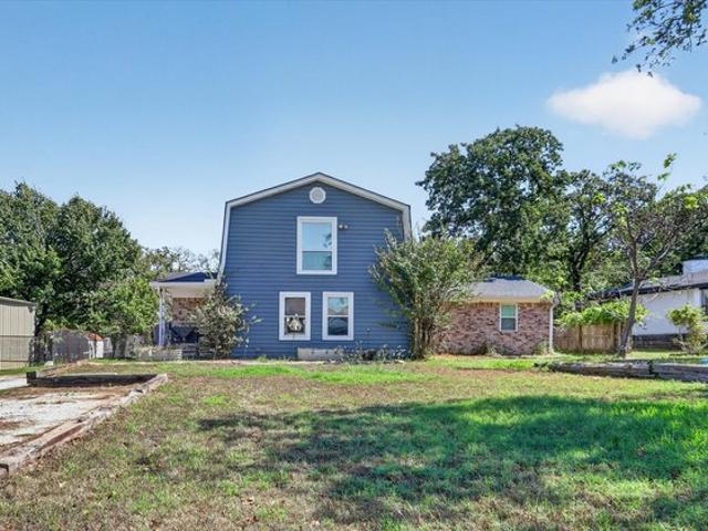 House for sale in Azle, Tarrant County