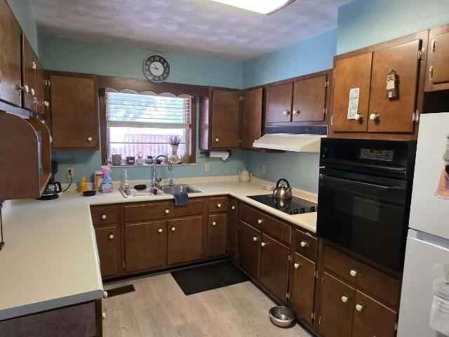 House for sale in Hamilton Place, Morristown