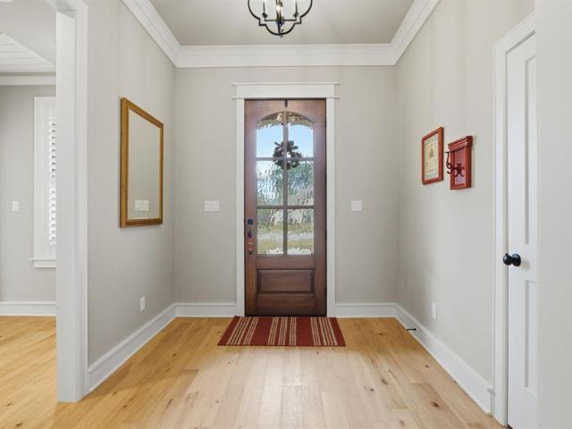 House for sale in Henderson, Texas