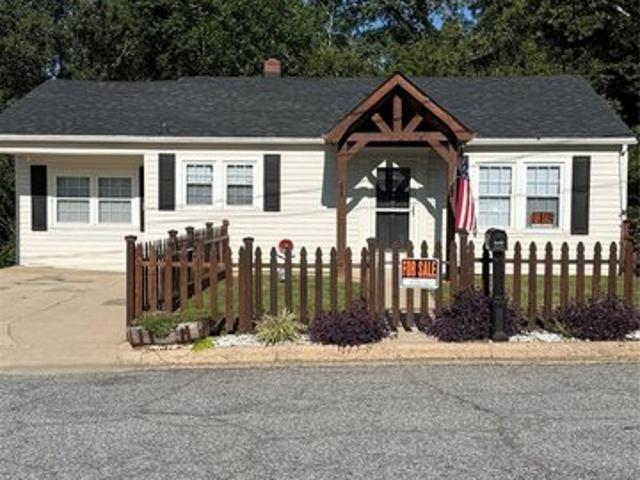 House for sale in Lenoir, North Carolina
