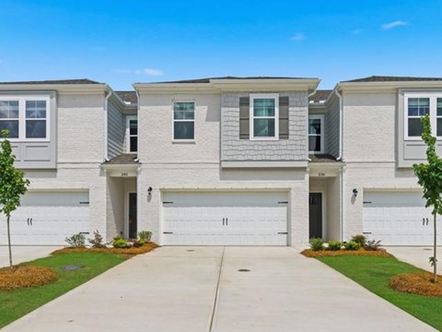 Townhouse for sale in Mcdonough, Georgia