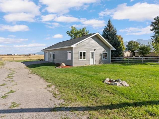 House for sale in Saint Ignatius, Montana