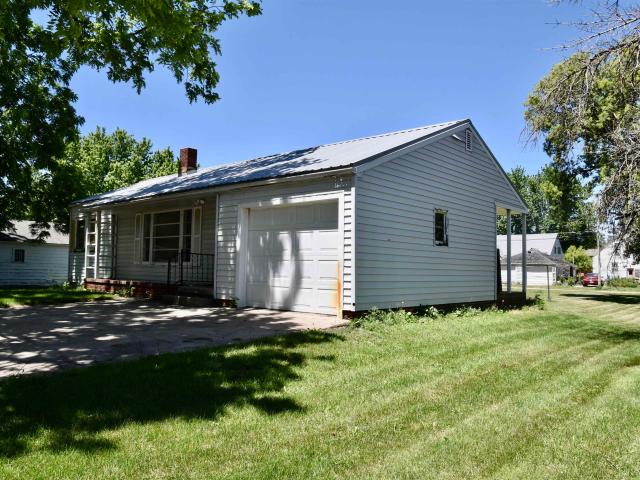 House for sale in Melvin, Iowa