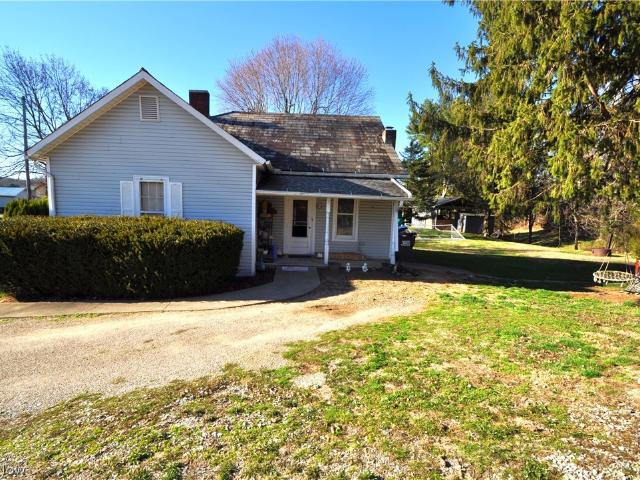 House for sale in Dresden, Ohio