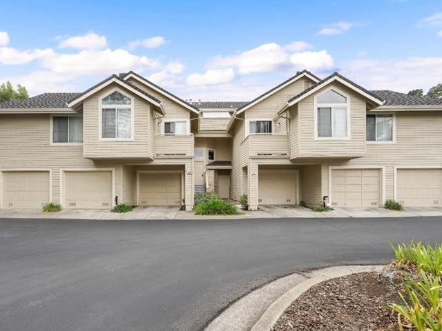 Condo for sale in Hercules, California