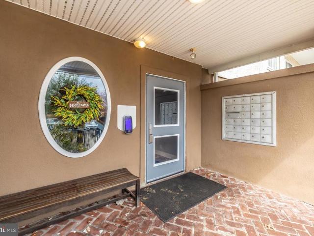 Condo for sale in Chester, Pennsylvania